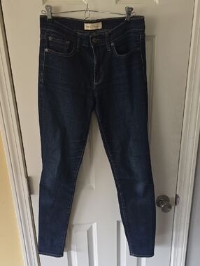 Women's Gap 1969 Dark Wash True Skinny Jeans- Size 4 L/27 L